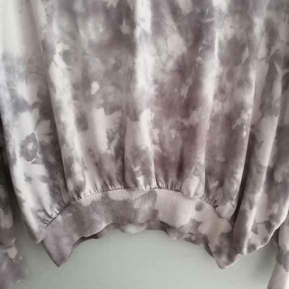Young Fabulous & Broke Juliette Purple Tie Dye Sweater with Dolman Sleeves XS - Picture 7 of 16